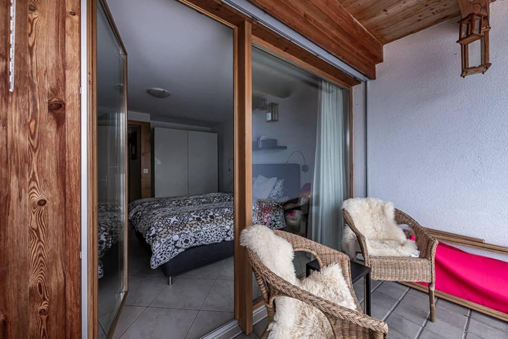 Prada 2 Apartment Flims Luaran gambar